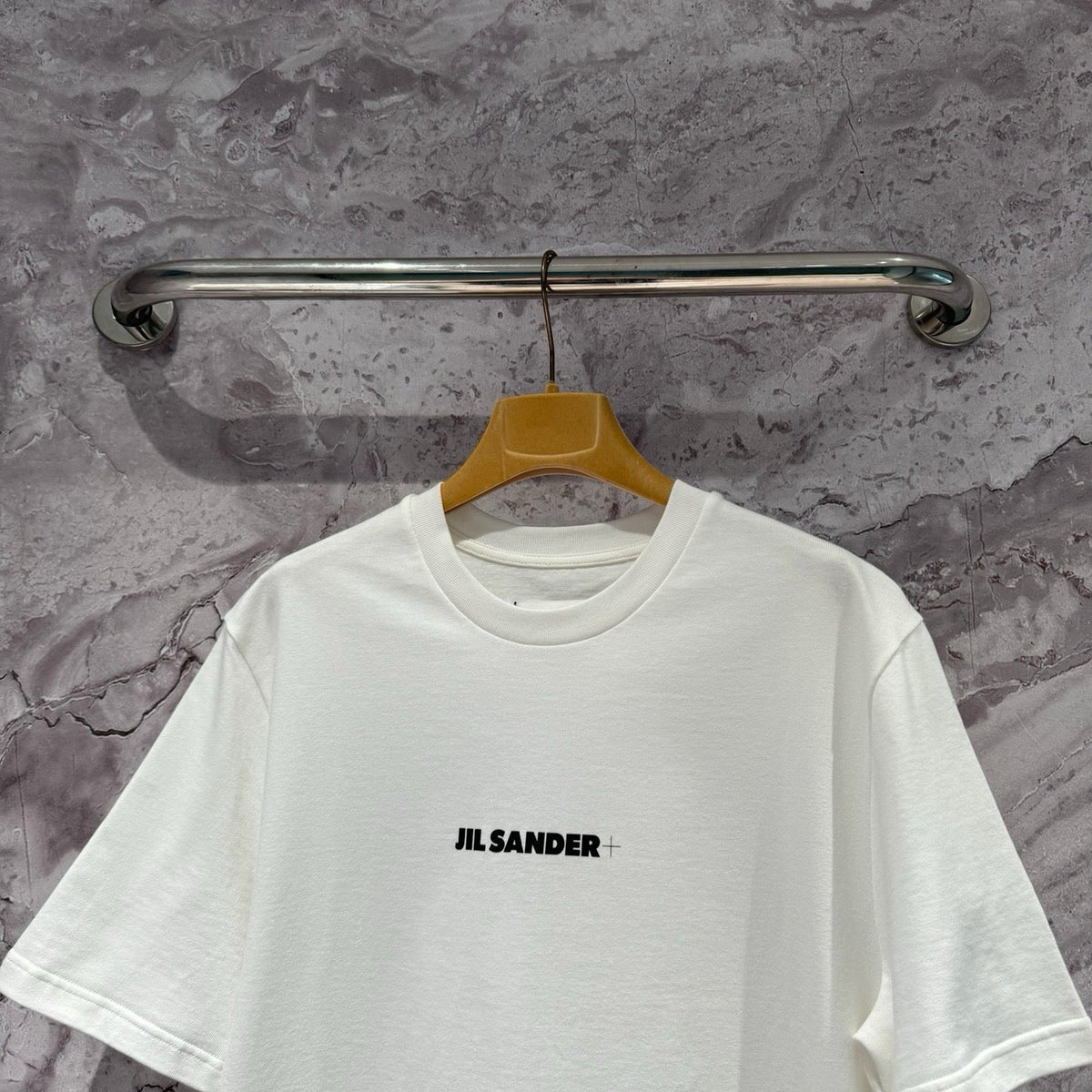 T-Shirts- Jil S T-shirt Casual Everyday Designer Tee