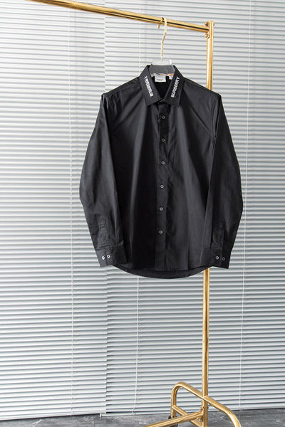 Front view of Burberry luxury piece style No.042