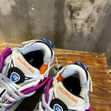 Balenciaga shoes Style 071 - logo and branding close-up