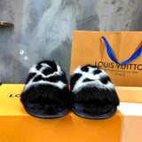 Side profile view of Louis Vuitton luxury piece style No.127