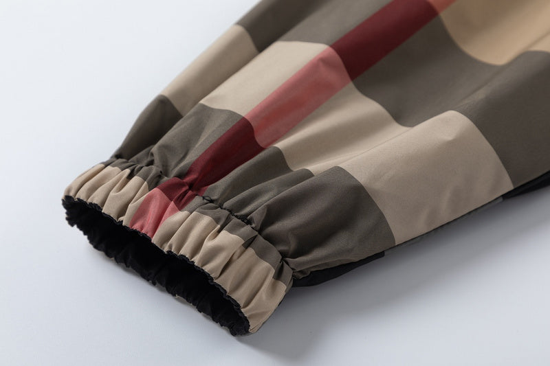 Front view of Burberry luxury piece style No.372