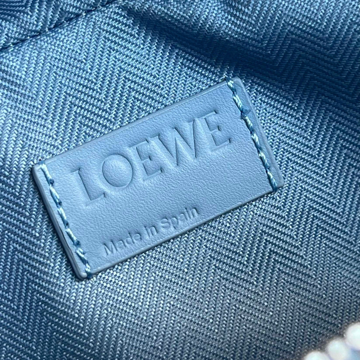 Bags- Loew Mini Camera Crossbody Bag Elegant Everyday Designer Handbag