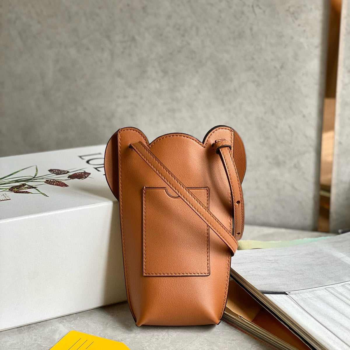 Bags- Loew Elephant Pocket Bag Luxury Designer Leather Handbag