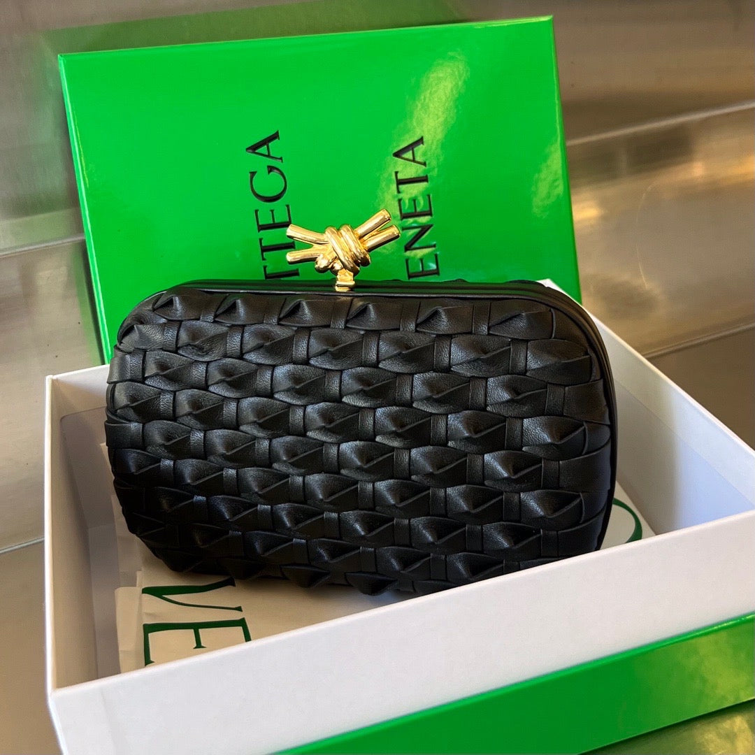 Bottega Veneta Accessories- Bottega Veneta Knot Premium Everyday Designer Accessory