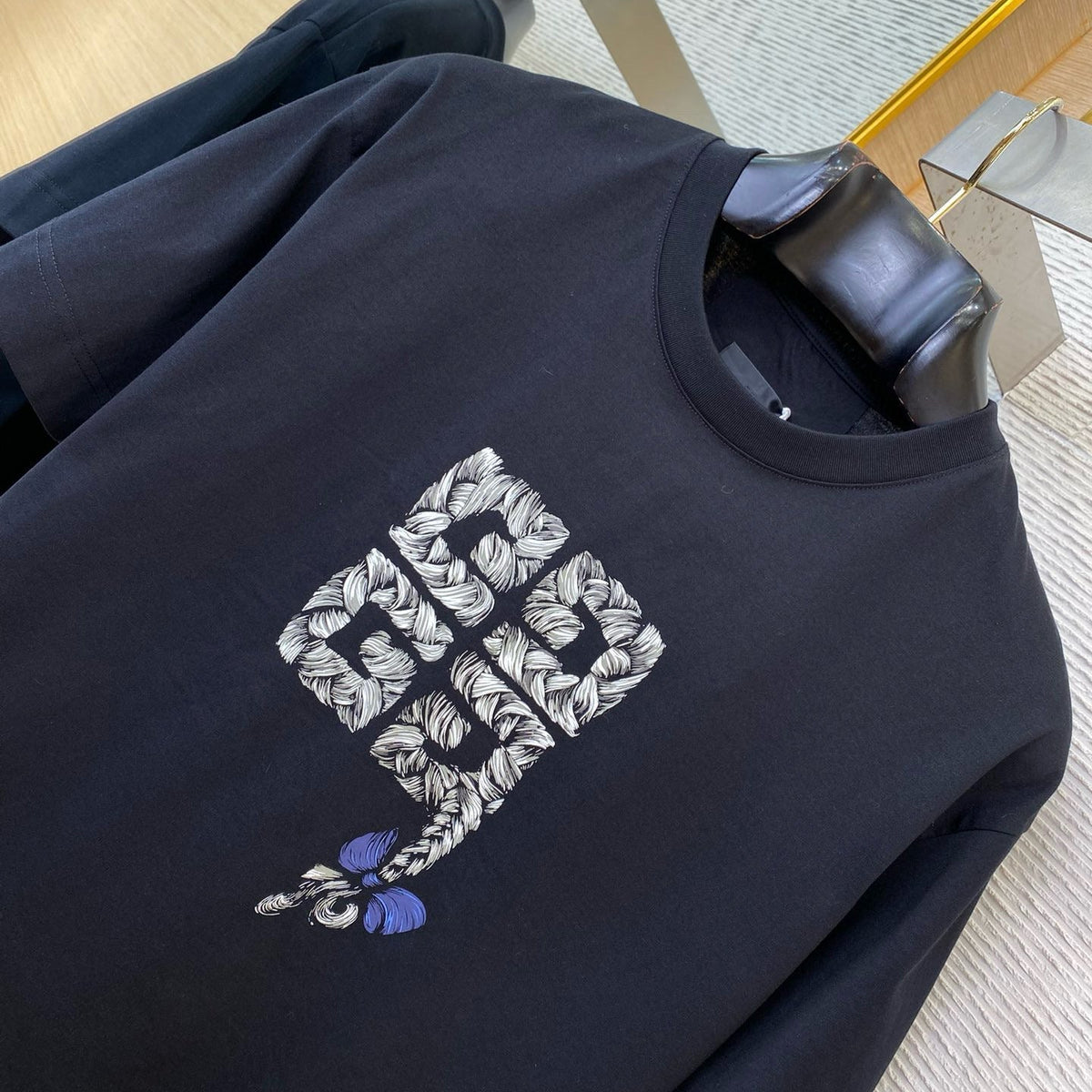 T-Shirts- Gvc T-shirt Casual Everyday Designer Tee