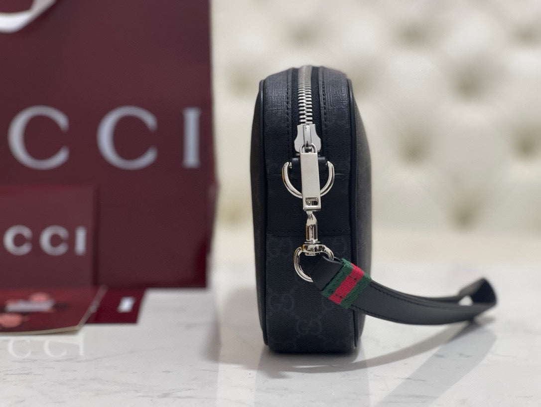 Gucci Pouch – luxury designer clutch pouch at Velouxe