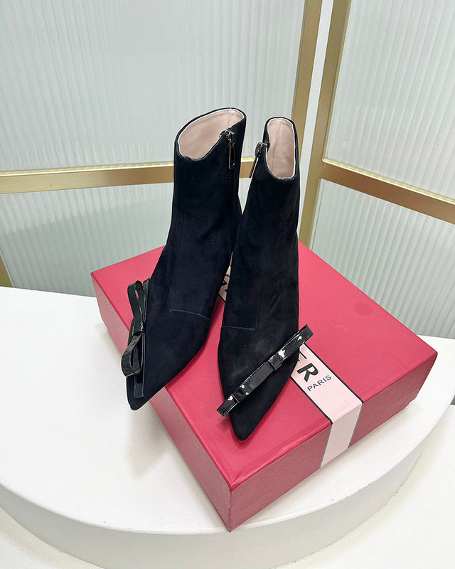 Roger Vivier shoes front view designer style