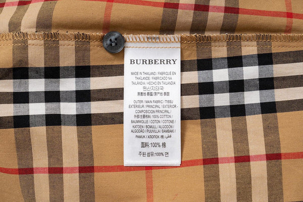 Three-quarter angle view of Burberry luxury piece style No.012