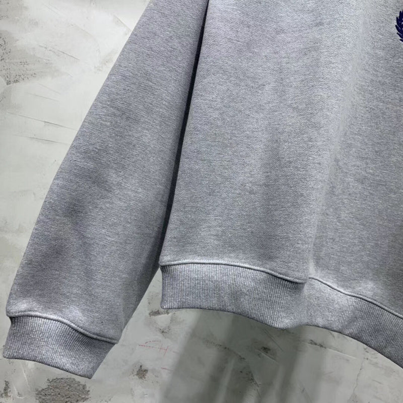 Full silhouette view of Balenciaga luxury piece style No.262
