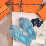 Hermes shoes Style 289 - full pair display (alternate angle)