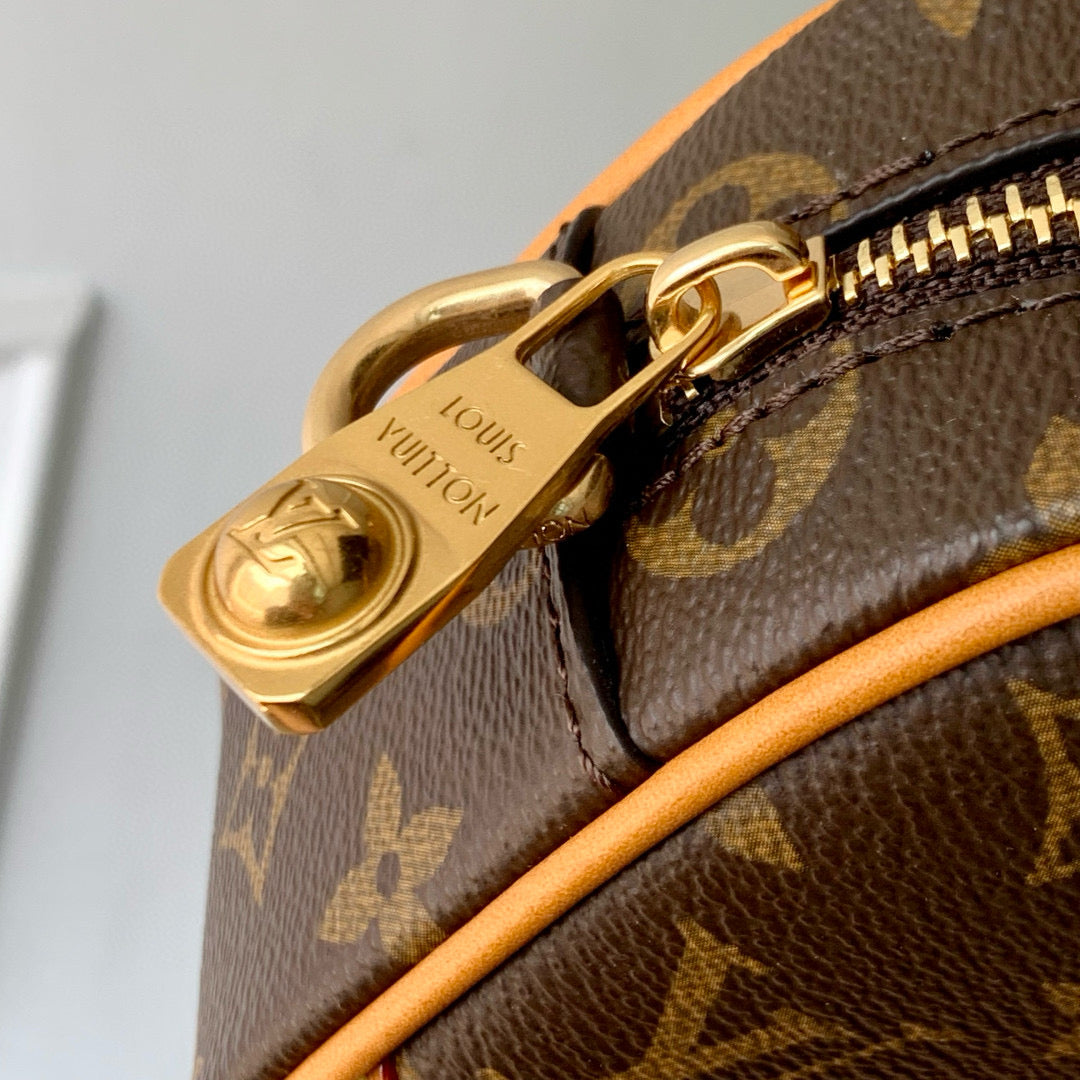 Louis Vuitton Wallets- Louis Vuitton Lou Trocadero Wearable Wallet Elegant Everyday Leather Wallet
