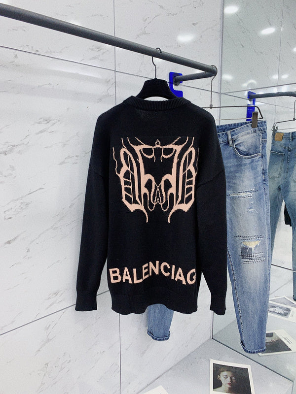 Side profile view of Balenciaga luxury piece style No.061