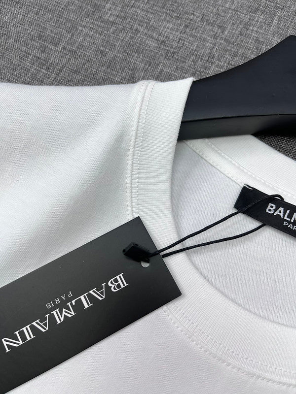 Texture and finish detail of Balmain luxury piece style No.052