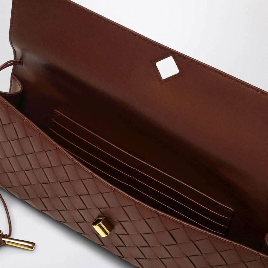Close-up of Bottega Veneta shoulder bags hardware and fine stitching