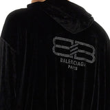 Close-up of Balenciaga jerseys & knitwear hardware and fine stitching