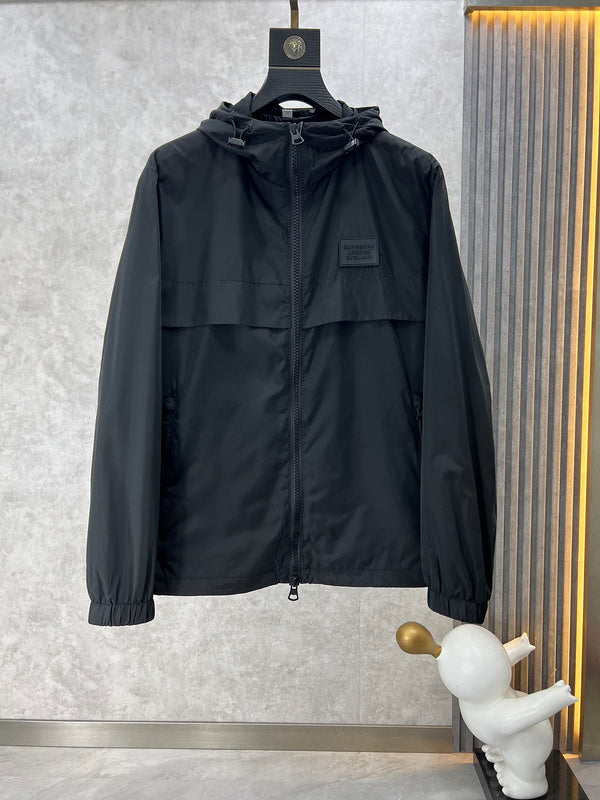 Front view of Burberry luxury piece style No.542