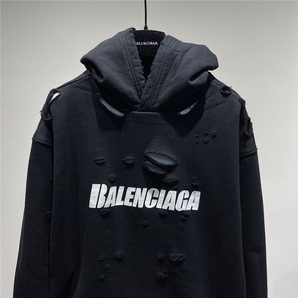 Three-quarter angle view of Balenciaga luxury piece style No.414