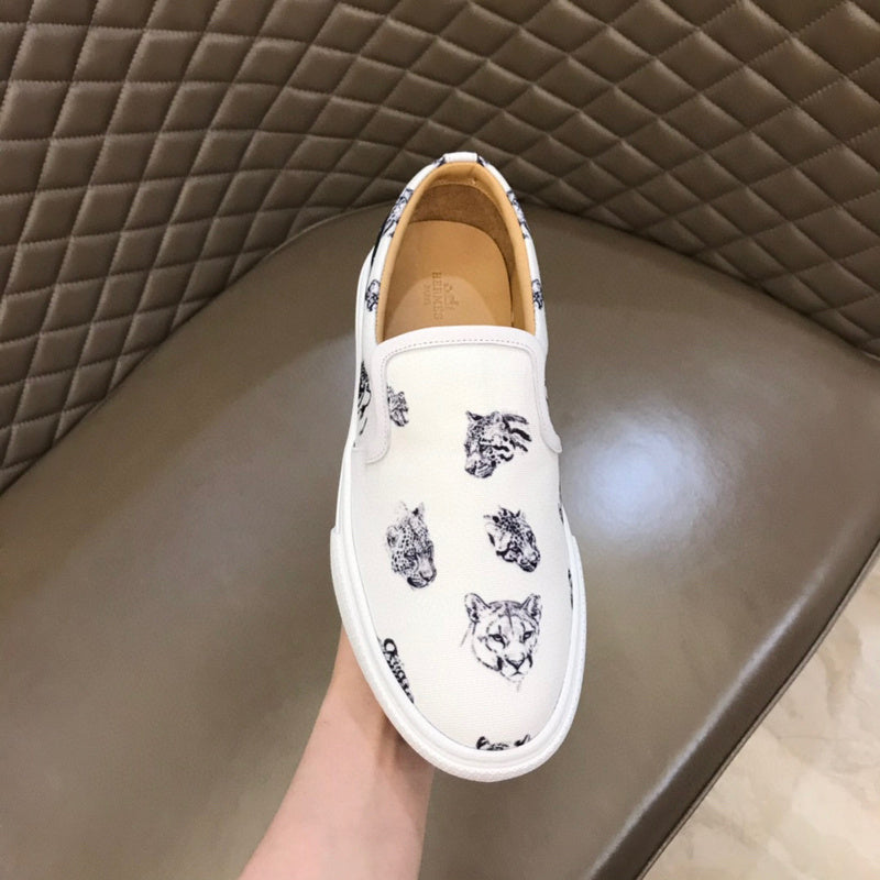 Hermes shoes Style 092 - top view showing design