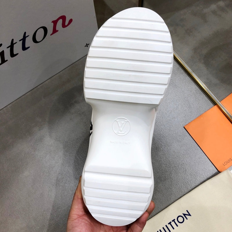 Louis Vuitton shoes Style 294 - back heel detail