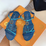 Full silhouette view of Louis Vuitton luxury piece style No.006