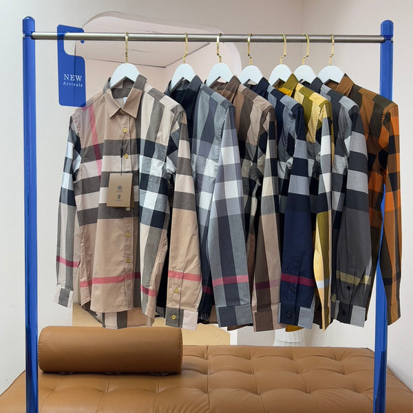 Front view of Burberry luxury piece style No.075