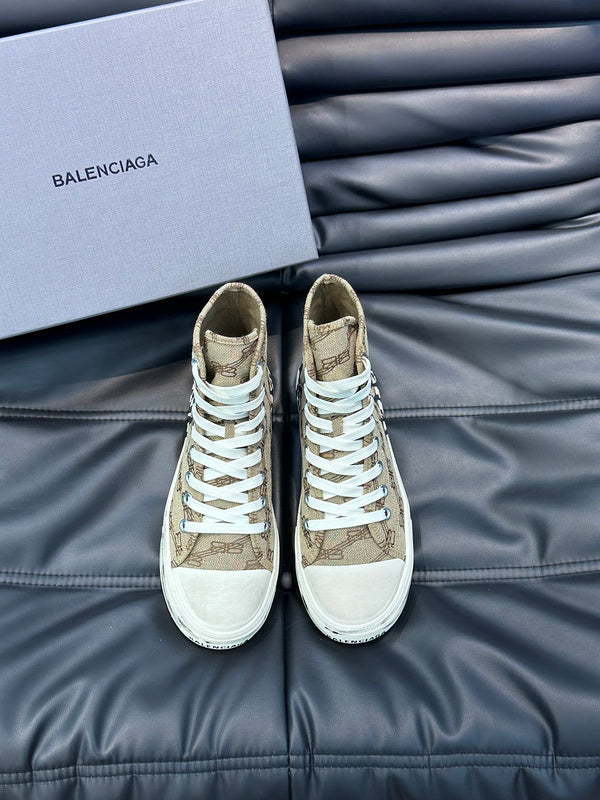 Balenciaga Nude Ankle Boots - Heel Detail View