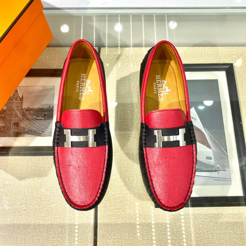 Hermès Black Chelsea Boots - Angled View