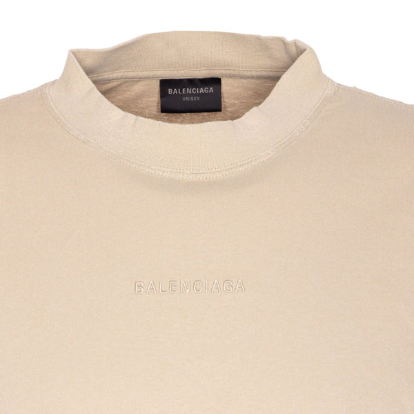 Close-up of Balenciaga t-shirts & tops hardware and fine stitching