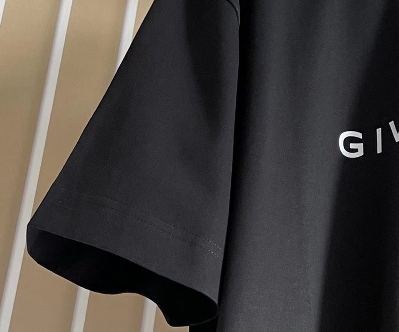 Three-quarter angle view of Givenchy luxury piece style No.117