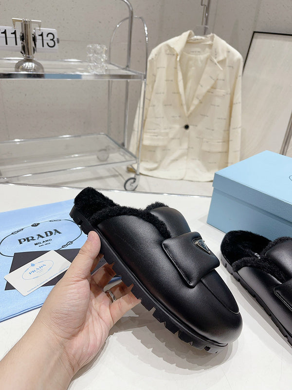 Front view of Prada luxury piece style No.127