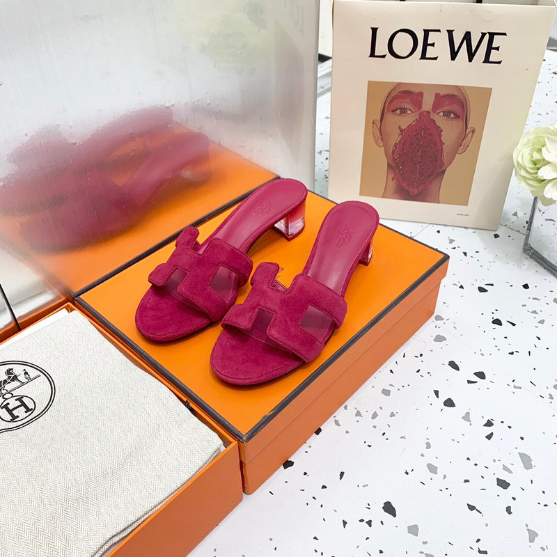 Hermes shoes Style 275 - top view showing design