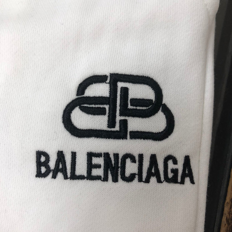 Full silhouette view of Balenciaga luxury piece style No.035