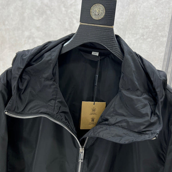 Back view of Burberry luxury piece style No.430