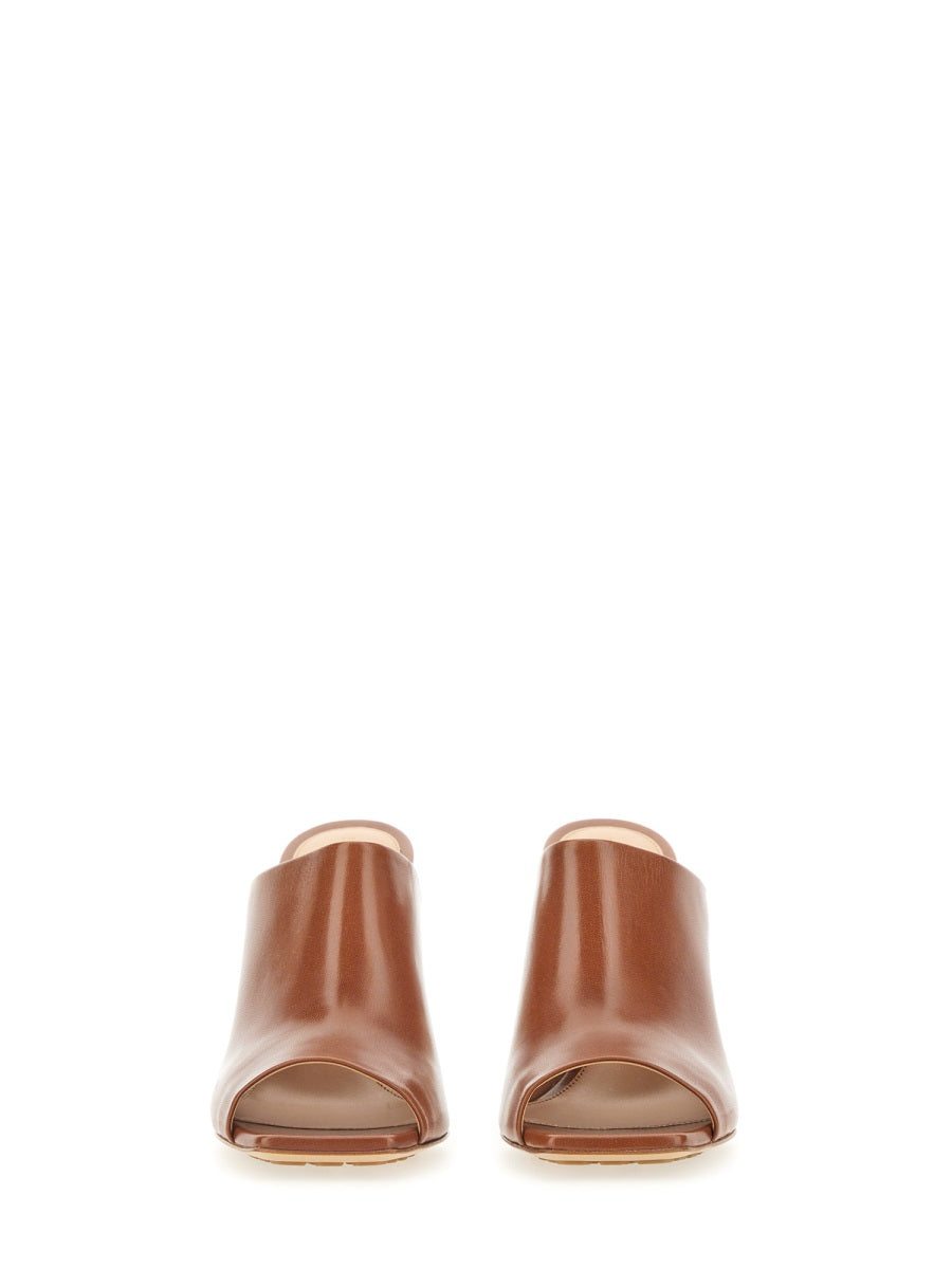 Bottega Veneta pumps side profile designer luxury fashion