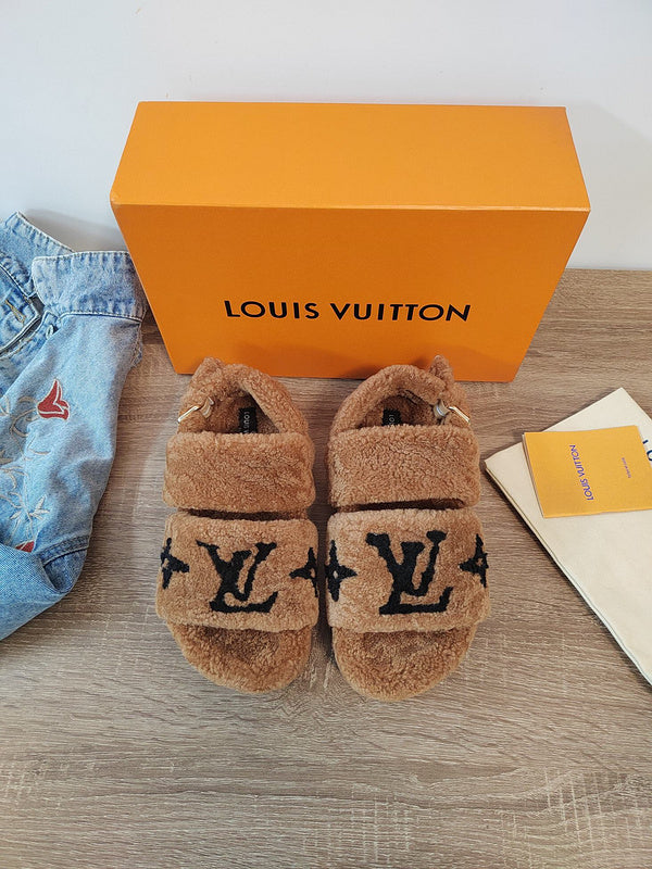 Louis Vuitton shoes Style 331 - full pair display