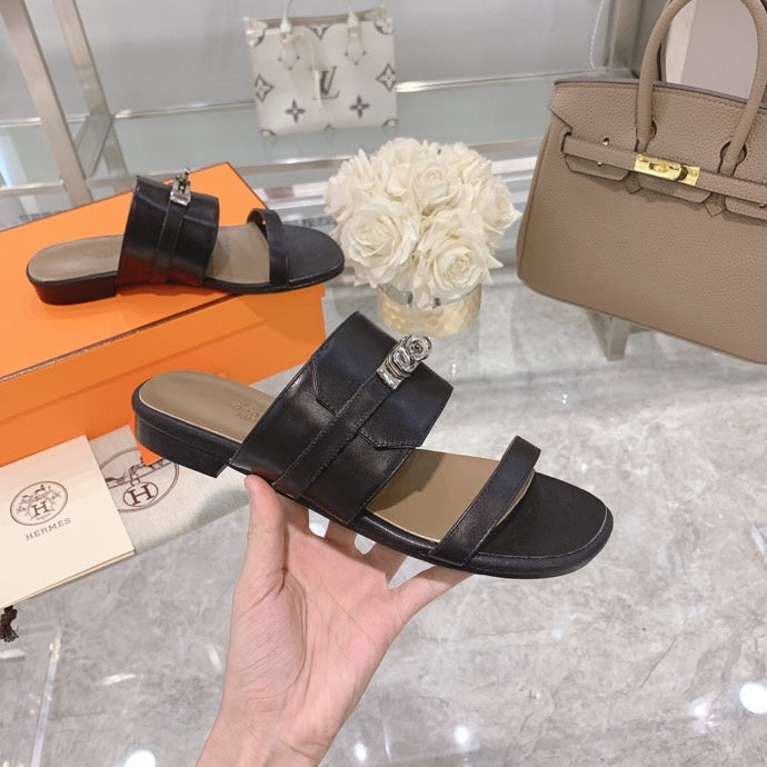 Hermes shoes Style 371 - true-to-life color detail