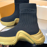Side profile view of Louis Vuitton luxury piece style No.141