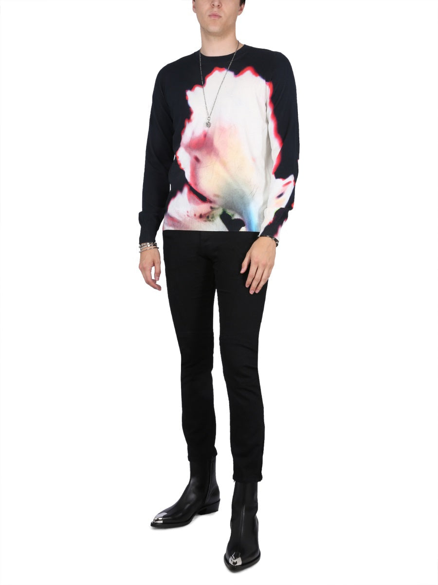 Alexander McQueen premium sweaters & pullovers detail and craftsmanship close-up