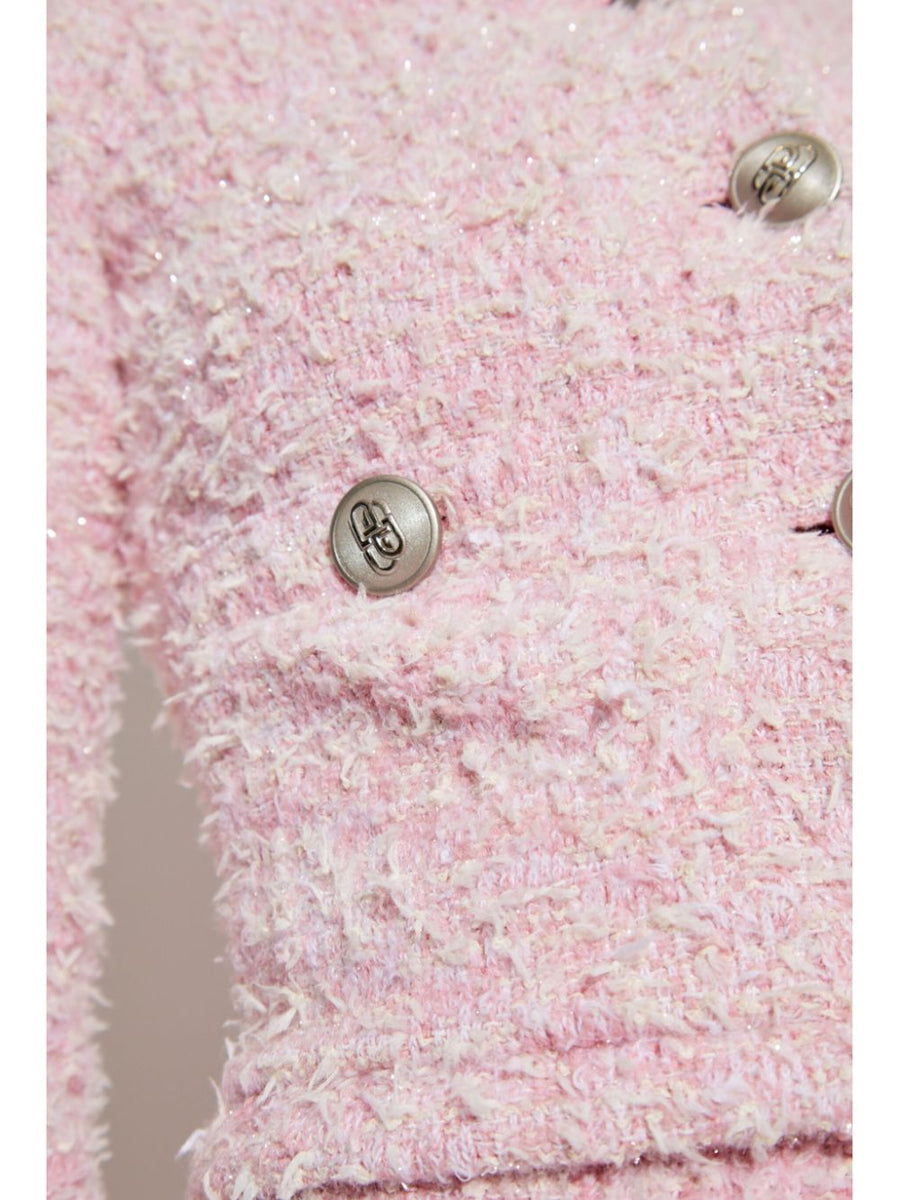 Close-up of Balenciaga jerseys & knitwear hardware and fine stitching