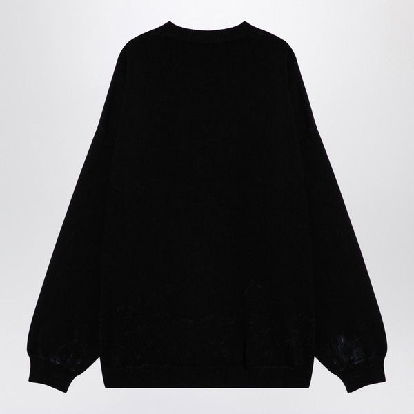 Balenciaga premium jerseys & knitwear detail and craftsmanship close-up