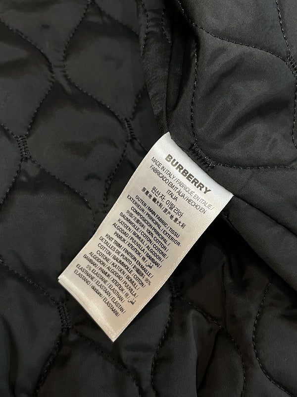 Side profile view of Burberry luxury piece style No.382