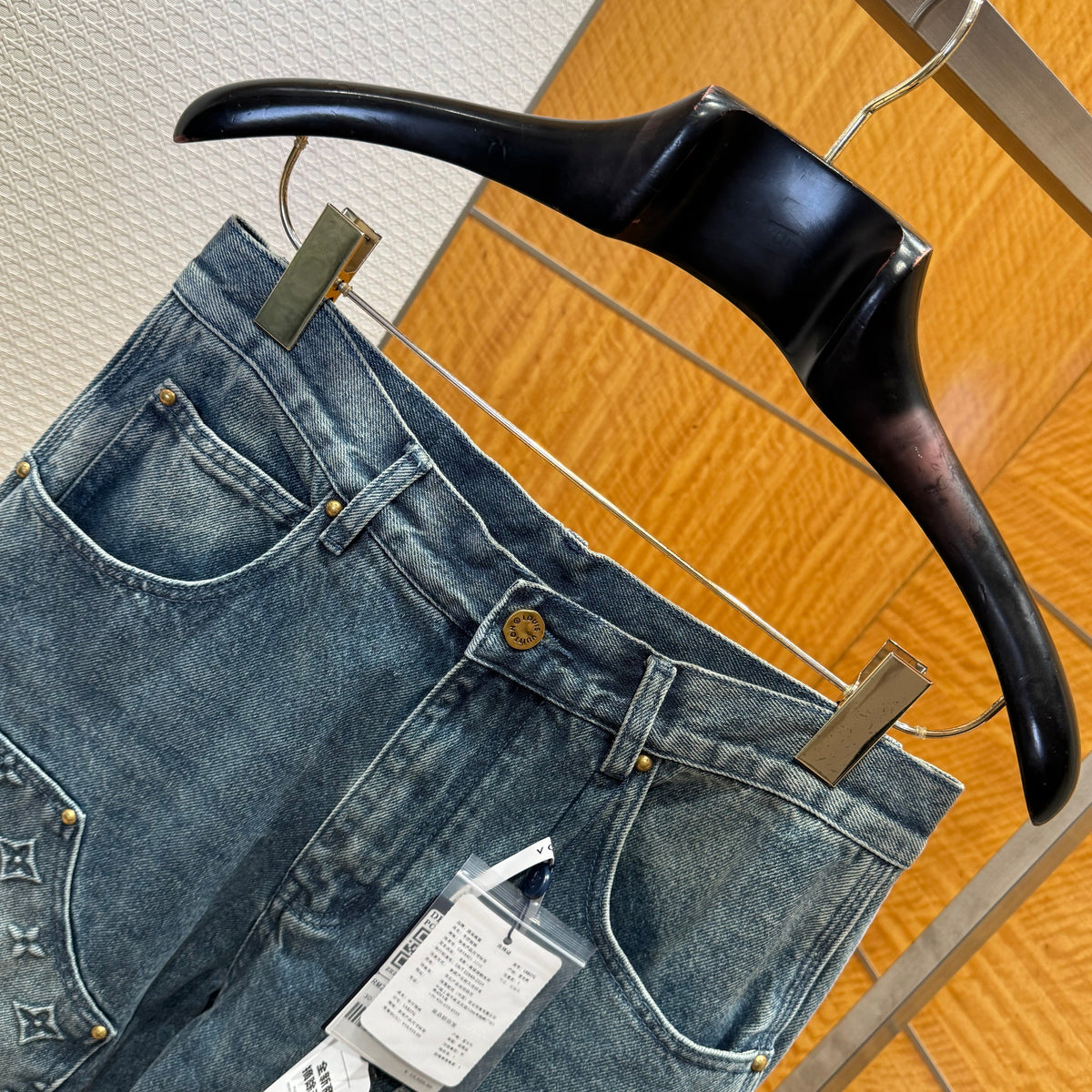 Louis Vuitton Jeans- Louis Vuitton Lou Denim Shorts Classic Everyday Designer Jeans