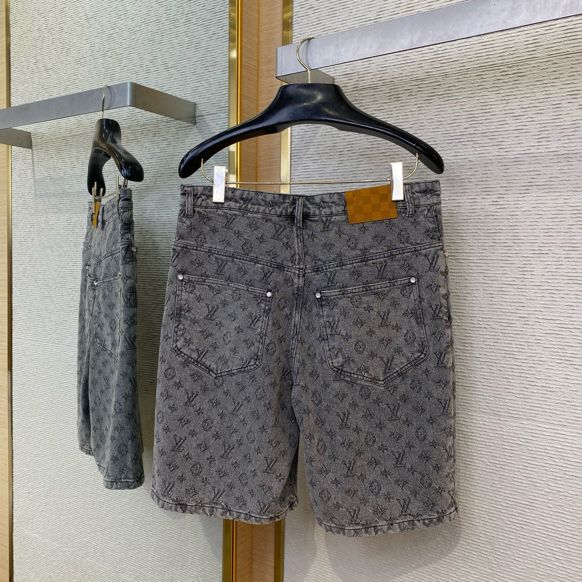 Louis Vuitton Jeans- Louis Vuitton Lou Denim Shorts Classic Everyday Designer Jeans