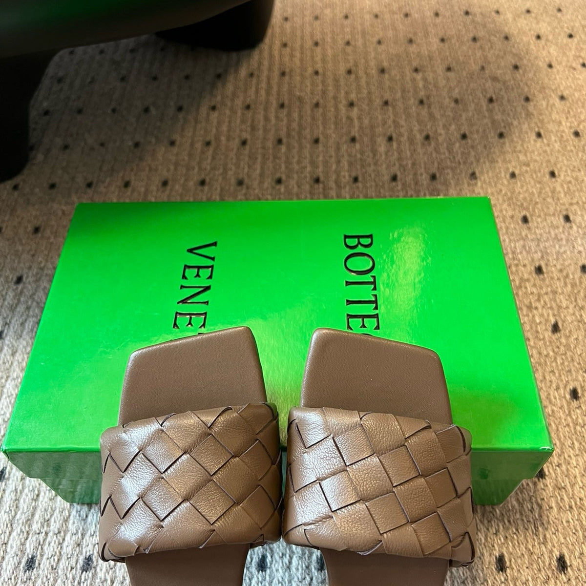 Shoes- Bott V Sandals Luxury Lifestyle Designer Footwear