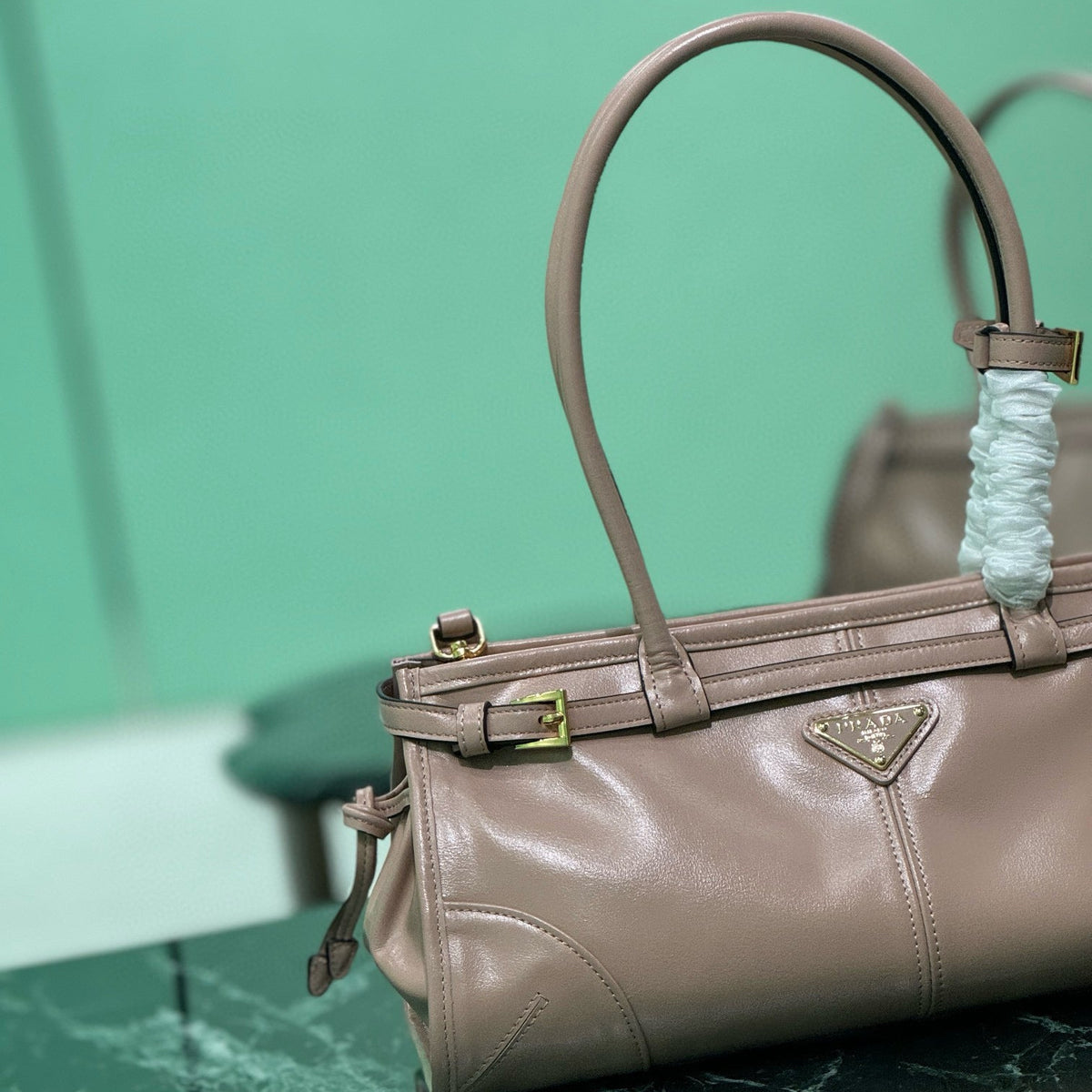 Bags- Pd Medium Leather Handbag Luxury Designer Leather Handbag