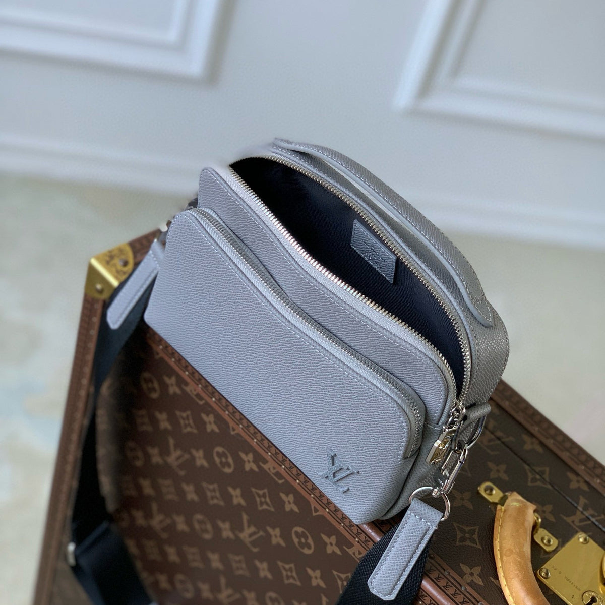 Louis Vuitton Bags- Louis Vuitton Lou Avenue Messenger Bag Luxury Designer Leather Handbag