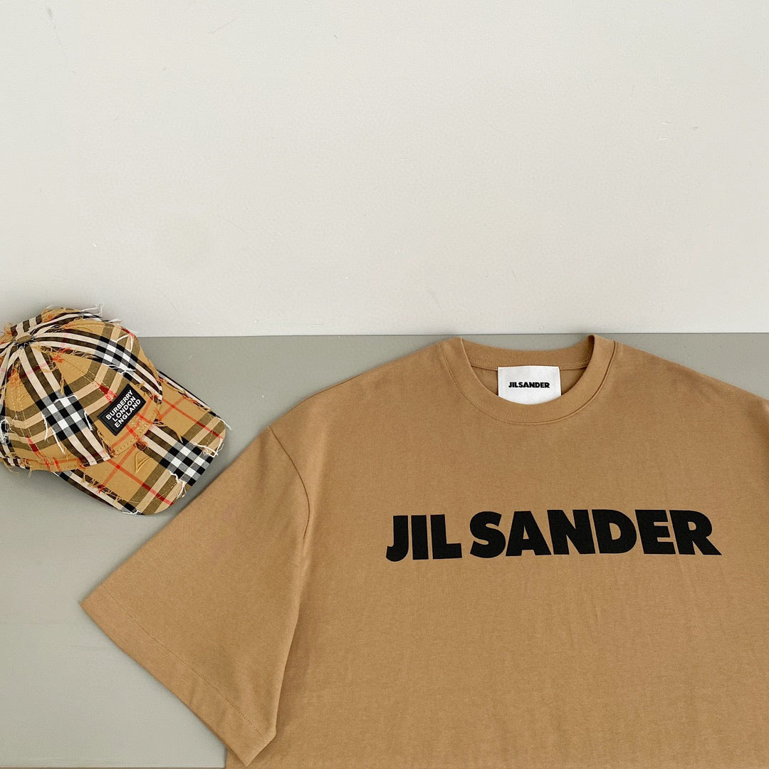 T-Shirts- Jil S T-shirt Casual Everyday Designer Tee