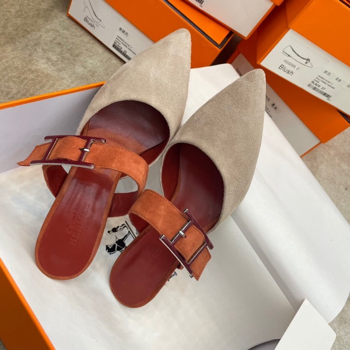 Hermès Black Bow-Detail Flats - Sole Detail View