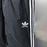 Three-quarter angle view of Balenciaga luxury piece style No.157