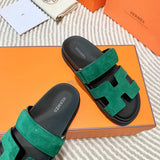 Hermès Grey Flat Thong Sandals - Toe Detail View